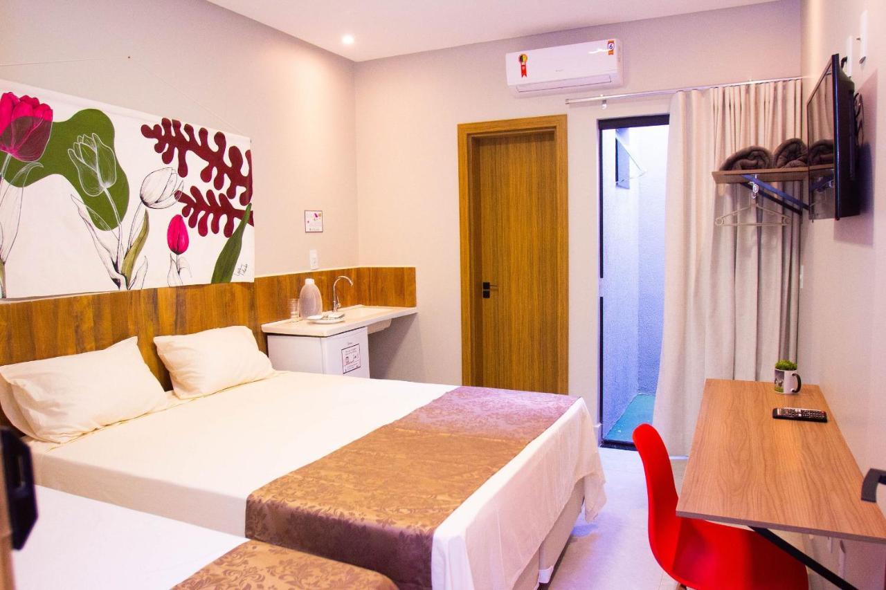 Fiori Suites 戈亚尼亚 外观 照片
