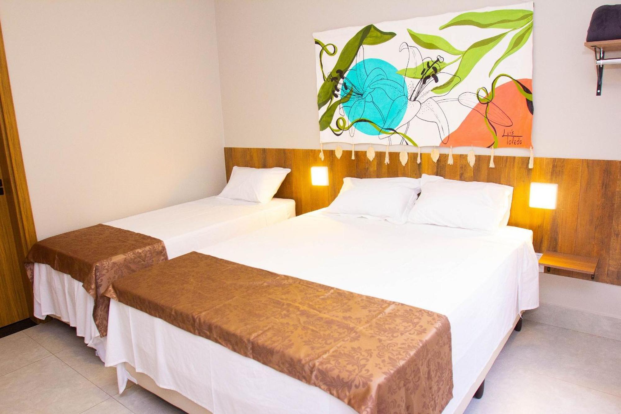 Fiori Suites 戈亚尼亚 外观 照片